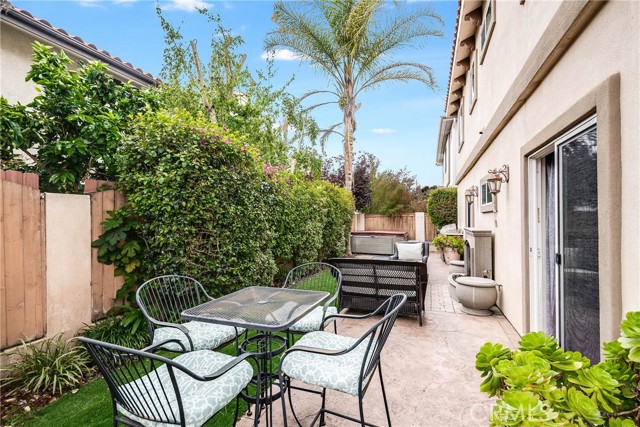 2208 Warfield Avenue, Redondo Beach, California 90278, 4 Bedrooms Bedrooms, ,3 BathroomsBathrooms,Residential,Sold,Warfield,SB22062522