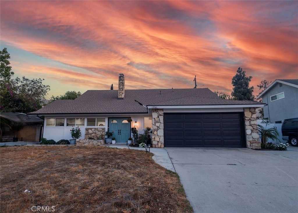 256 E Mission Road