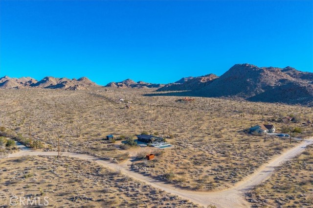 8729 Rock Haven Road, Joshua Tree CA: https://media.crmls.org/medias/8d66ba88-ec2b-4b7d-85b1-f5825970e053.jpg