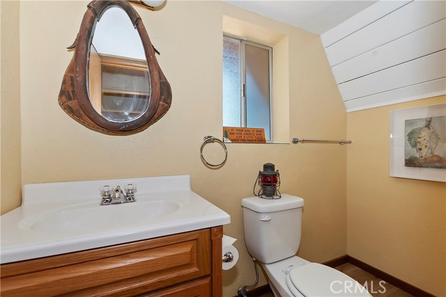 Detail Gallery Image 17 of 70 For 28938 Mammoth Dr, Lake Arrowhead,  CA 92352 - 3 Beds | 2/1 Baths