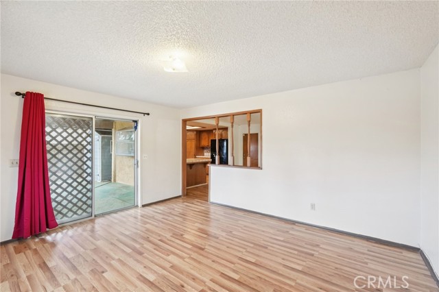 Detail Gallery Image 13 of 34 For 13954 Cronese Rd, Apple Valley,  CA 92307 - 4 Beds | 2 Baths