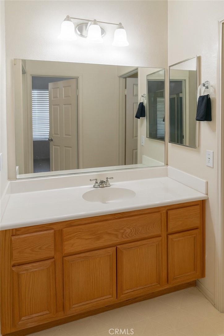 MLS #OC25164195 image #24