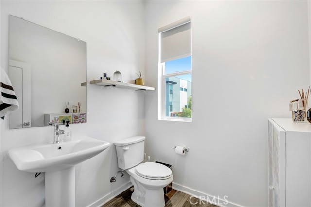 Detail Gallery Image 15 of 22 For 441 Village Way, Brea,  CA 92821 - 3 Beds | 3/1 Baths