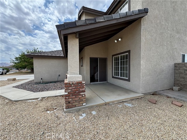 19004 Ivanpah Way, Apple Valley CA: https://media.crmls.org/medias/8d6b044c-7eac-4467-91b4-5e273ae75971.jpg