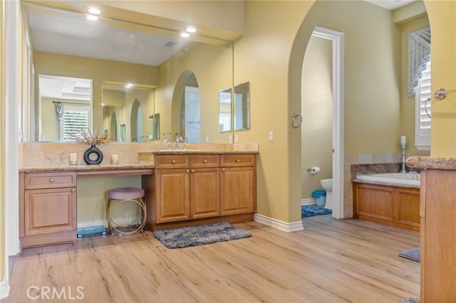 1180 Cleveland Way, Corona CA: https://media.crmls.org/medias/8d6b1ab0-44cd-4c26-a80a-676dcac9db0f.jpg