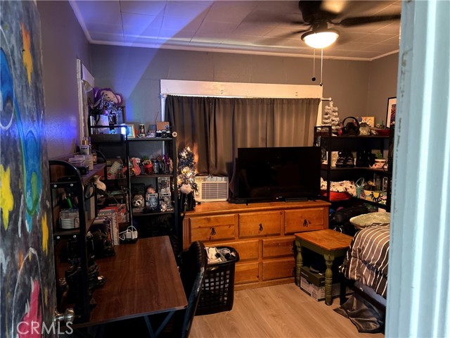 328 Vista Place, Los Angeles CA: https://media.crmls.org/medias/8d6b71ce-c66d-4e9a-ae33-f911b2a9220e.jpg