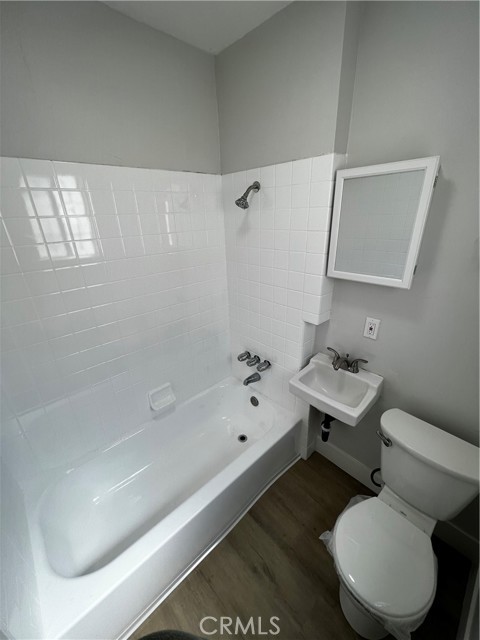 Detail Gallery Image 3 of 9 For 1240 Dawson Ave, Long Beach,  CA 90804 - 0 Beds | 1 Baths