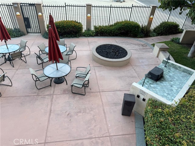 Detail Gallery Image 9 of 38 For 850 E Ocean Bld #B3,  Long Beach,  CA 90802 - 2 Beds | 2/1 Baths