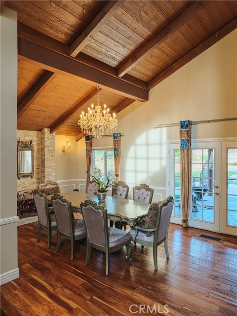 Detail Gallery Image 5 of 42 For 6000 Highland Ave, Yorba Linda,  CA 92886 - 4 Beds | 3/1 Baths