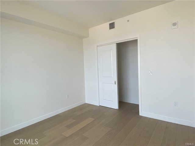 Detail Gallery Image 6 of 20 For 400 S Broadway #2504,  Los Angeles,  CA 90013 - 1 Beds | 1 Baths