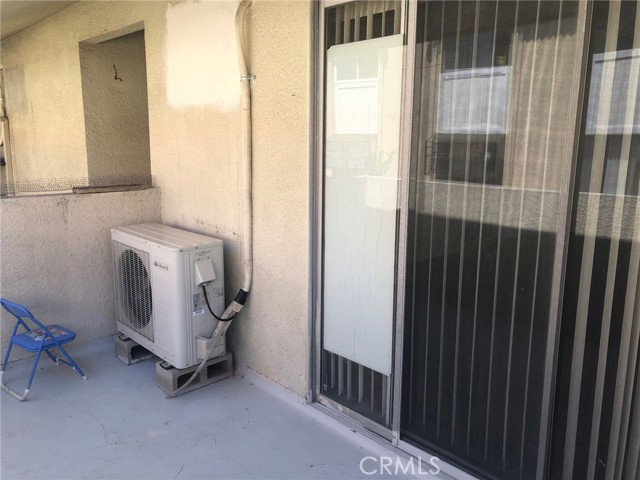 218 N Nicholson Avenue, Monterey Park CA: https://media.crmls.org/medias/8d6d5691-ce29-43f4-8013-41c0ca60a0e8.jpg