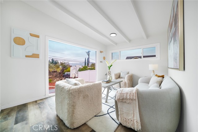 2423 Rockdell Street, La Crescenta CA: https://media.crmls.org/medias/8d6da73a-48d8-4c65-bfba-1aaff9a4aa85.jpg