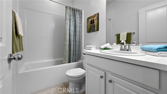 422 W Route 66, Glendora CA: https://media.crmls.org/medias/8d6e66ae-4438-4c75-ac4a-3784ad7121f3.jpg