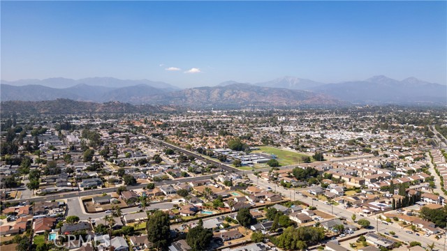 4421 N Sunflower Avenue, Covina CA: https://media.crmls.org/medias/8d70c343-74da-40c3-9b75-c56ffc8fb96a.jpg