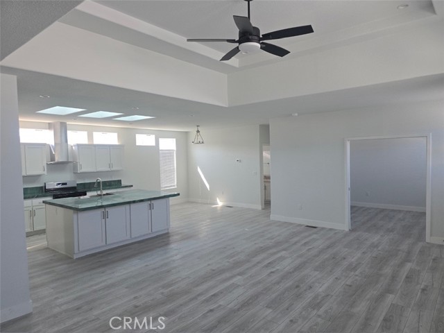 21500 Lassen, Chatsworth CA: https://media.crmls.org/medias/8d70f45b-dcff-45dd-b396-2163d9d564ad.jpg