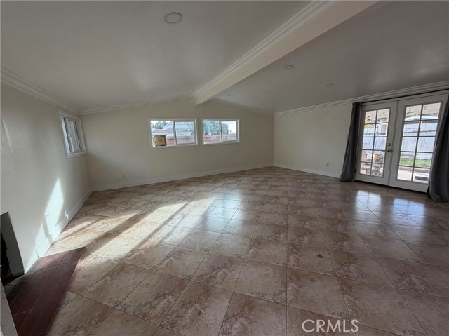 Detail Gallery Image 8 of 9 For 957 S Salem, Anaheim,  CA 92802 - 4 Beds | 2 Baths