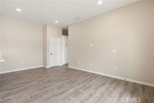 1734 E Ruddock Street, Covina CA: https://media.crmls.org/medias/8d724bcf-56b9-4c25-909e-0560249494c4.jpg
