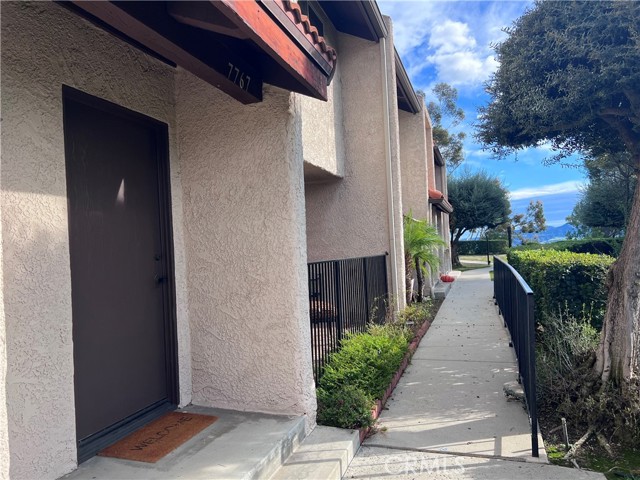 Front Image Thumbnail for CRGD25265136