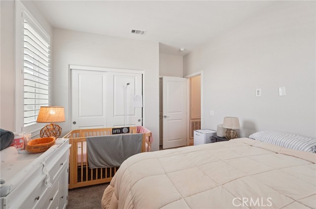 27008 Declaration Road, Valencia CA: https://media.crmls.org/medias/8d72eb1e-4417-40d1-9005-e336a41edd97.jpg