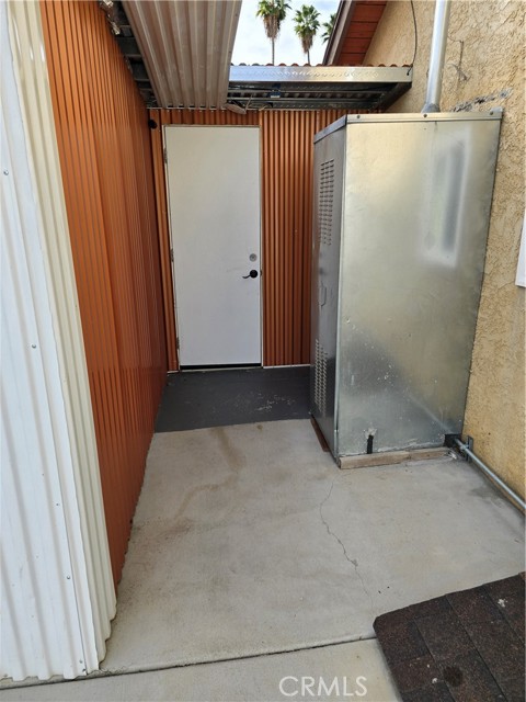 Detail Gallery Image 8 of 16 For 12049 California, Yucaipa,  CA 92399 - 2 Beds | 1/1 Baths