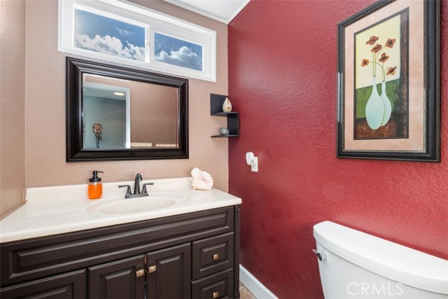 Detail Gallery Image 14 of 27 For 4 Firethorn, Rancho Santa Margarita,  CA 92688 - 3 Beds | 2/1 Baths