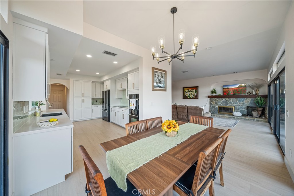 MLS #OC25176805 img 15