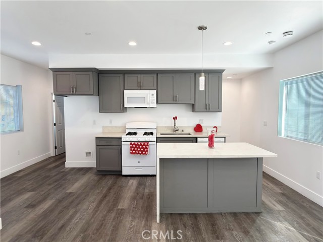 Front Image Thumbnail for CRCV26059900