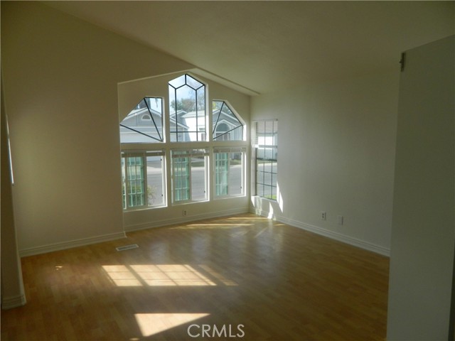 Detail Gallery Image 15 of 15 For 140 W Pioneer Ave #104,  Redlands,  CA 92374 - 3 Beds | 2 Baths