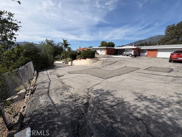 Detail Gallery Image 22 of 23 For 2124 Patagonia Dr, La Canada Flintridge,  CA 91011 - 4 Beds | 2/1 Baths