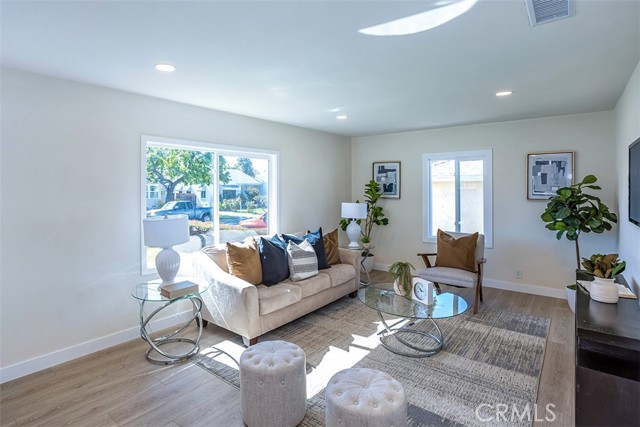 Detail Gallery Image 8 of 33 For 8825 Maryknoll Ave, Whittier,  CA 90605 - 3 Beds | 2 Baths