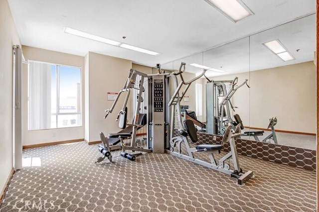 Detail Gallery Image 5 of 25 For 8614 Burton Way #204,  Los Angeles,  CA 90048 - 2 Beds | 2 Baths