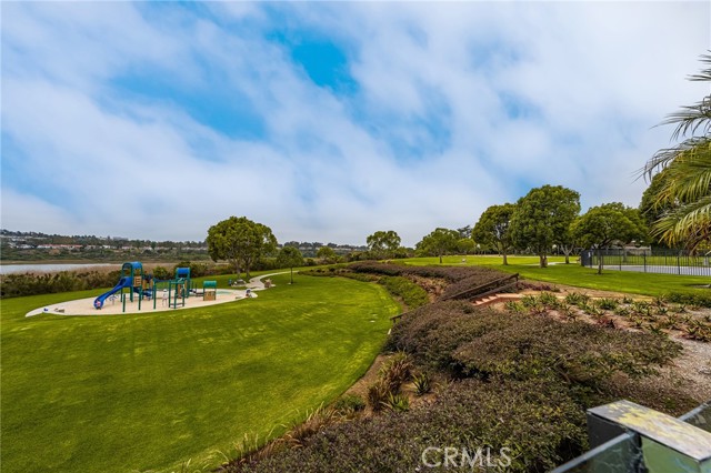 Detail Gallery Image 26 of 28 For 66 Cormorant Cir, Newport Beach,  CA 92660 - 2 Beds | 2/1 Baths