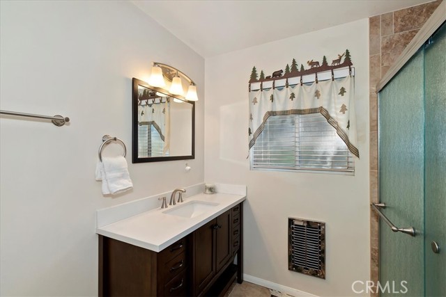 Detail Gallery Image 26 of 48 For 180 Joaquin Miller, Lake Arrowhead,  CA 92352 - 3 Beds | 2/1 Baths