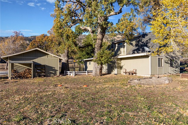 Detail Gallery Image 8 of 41 For 27900 Bear Valley Rd, Tehachapi,  CA 93561 - 3 Beds | 2/1 Baths