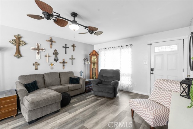 Detail Gallery Image 5 of 23 For 376 Jullien Dr, Santa Maria,  CA 93455 - 3 Beds | 2 Baths