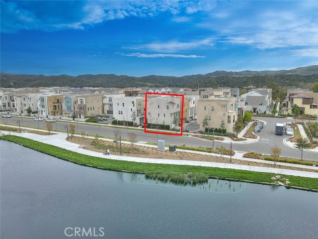 6 Crown Point Drive, Rancho Mission Viejo CA: https://media.crmls.org/medias/8d793e79-91cf-438f-92aa-ea4cd330a4b9.jpg