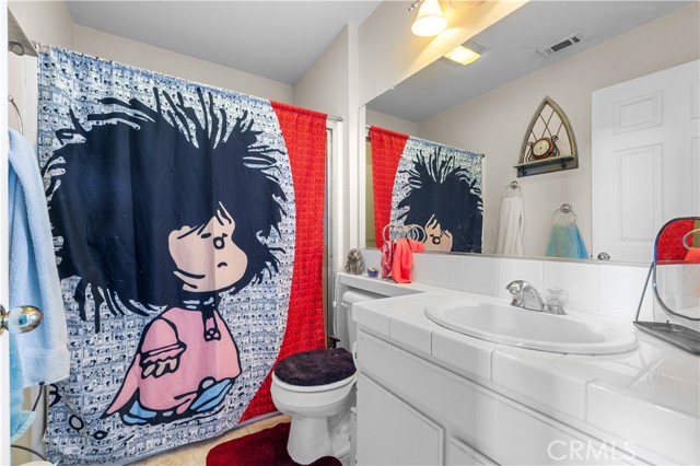 37433 56th E Street, Palmdale CA: https://media.crmls.org/medias/8d796939-6bee-4918-8f7a-df2b8922094c.jpg