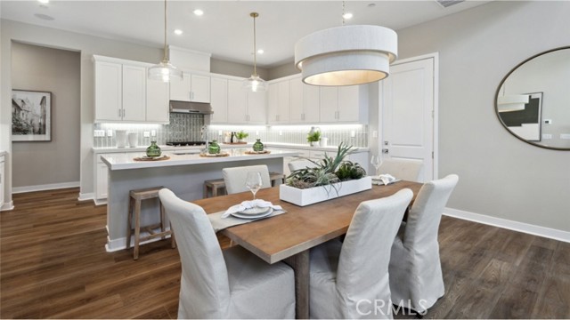 Detail Gallery Image 7 of 28 For 24511 Villa La Sombrilla, Valencia,  CA 91354 - 2 Beds | 2/1 Baths