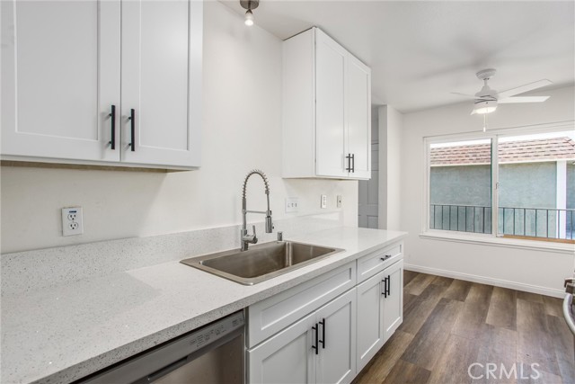23017 Via Pimiento, Mission Viejo CA: https://media.crmls.org/medias/8d7aa635-b5cc-44b5-8f9a-ada35e2e22f9.jpg
