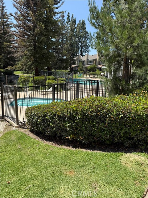 Detail Gallery Image 1 of 27 For 700 E Lake Dr #89,  Orange,  CA 92866 - 2 Beds | 1 Baths