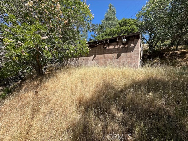 Detail Gallery Image 3 of 9 For 11650 North Dr, Clearlake,  CA 95422 - – Beds | – Baths