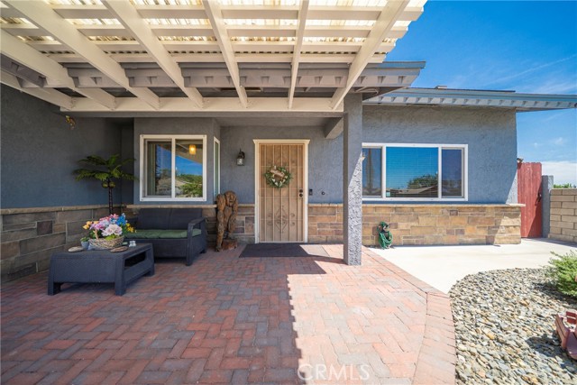 Detail Gallery Image 4 of 41 For 6961 Cambridge Ave, Rancho Cucamonga,  CA 91701 - 3 Beds | 2 Baths