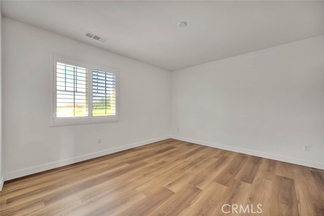 7868 Sea Salt Avenue, Fontana CA: https://media.crmls.org/medias/8d7c2032-b3b0-4f60-8864-fe14c7a12ffd.jpg