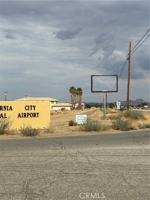0 California City Blvd, California City CA: https://media.crmls.org/medias/8d7c66fc-945b-4034-917f-06715f69dfc5.jpg