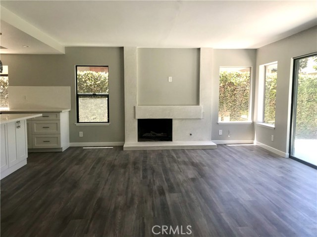 Detail Gallery Image 12 of 64 For 27 Alameda, Irvine,  CA 92620 - 4 Beds | 3/1 Baths