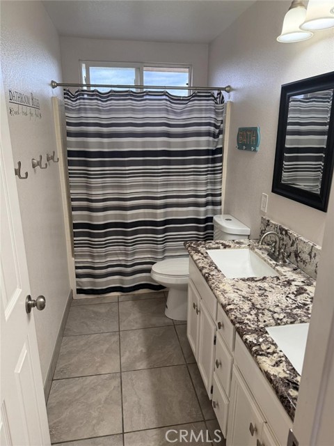 Detail Gallery Image 7 of 18 For 16432 Harmony Ranch, Delhi,  CA 95315 - 5 Beds | 3 Baths