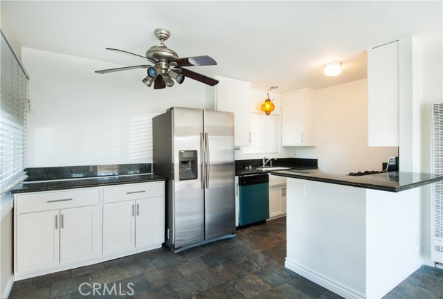 200 15th Street, Manhattan Beach, California 90266, 7 Bedrooms Bedrooms, ,6 BathroomsBathrooms,Residential,Sold,15th,SB20077177