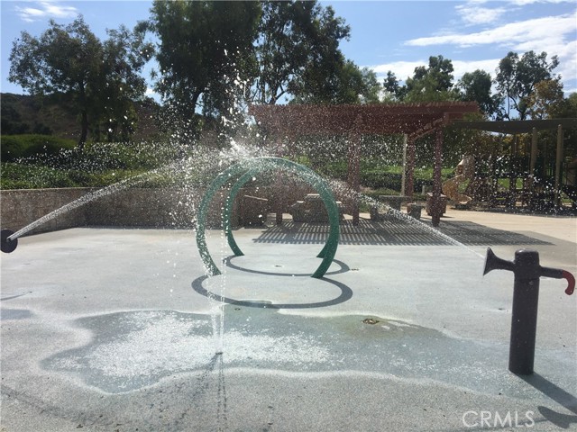11 Spring View Way, Rancho Santa Margarita CA: https://media.crmls.org/medias/8d7d4ac0-4b4e-41e6-9c57-694bd98403a9.jpg