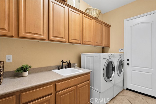 Detail Gallery Image 43 of 64 For 12982 Topsham, Apple Valley,  CA 92308 - 4 Beds | 3/1 Baths