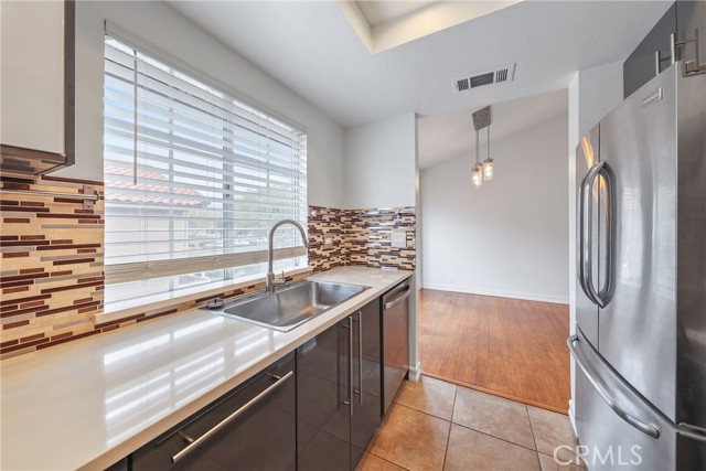 Detail Gallery Image 7 of 18 For 4 Dogwood, Rancho Santa Margarita,  CA 92688 - 2 Beds | 2 Baths